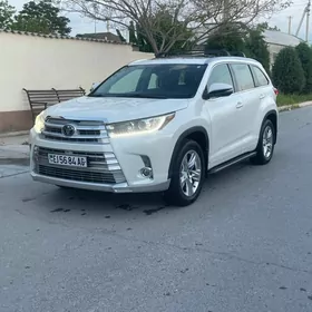 Toyota Highlander 2017