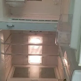 LG холодильник