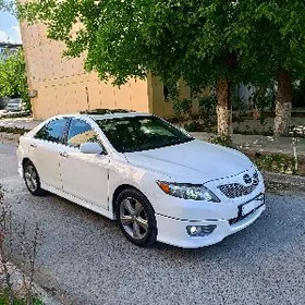 Toyota Camry 2011