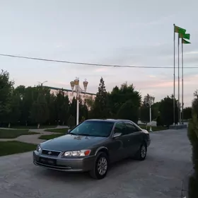 Toyota Camry 1999