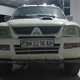 Mitsubishi L200 2006