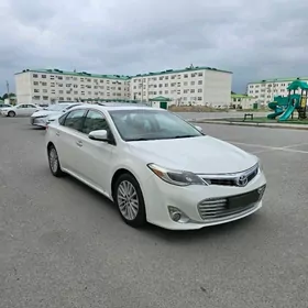 Toyota Avalon 2013