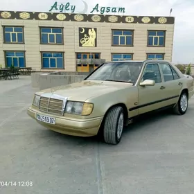 Mercedes-Benz 230E 1985