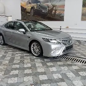 Toyota Camry 2022