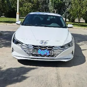 Hyundai Elantra 2021