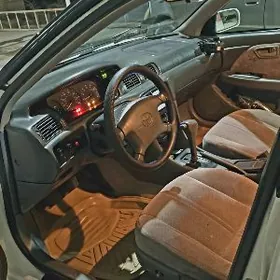 Toyota Camry 1999