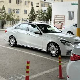 Mercedes-Benz E350 2011