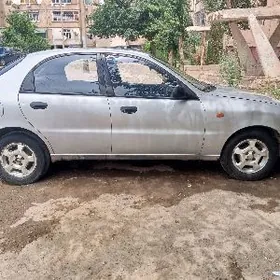 Daewoo Lanos 2002