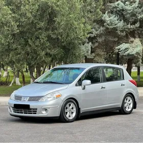 Nissan Versa 2010