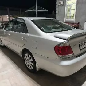 Toyota Camry 2005