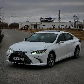 Lexus ES 350 2021