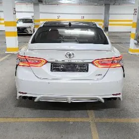 Toyota Camry 2020