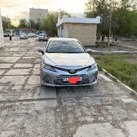 Toyota Camry 2022