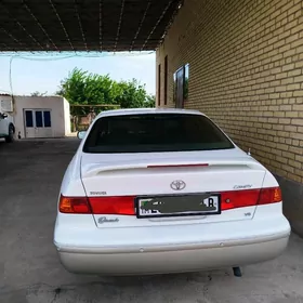 Toyota Camry 2000