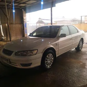 Toyota Camry 1997