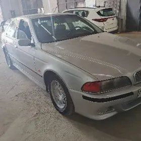 BMW E39 1999