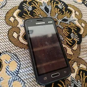 telefon j1 mini prime