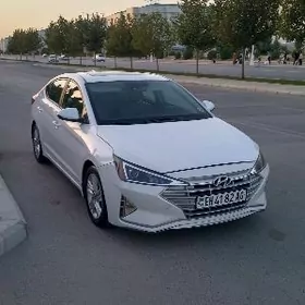 Hyundai Elantra 2020