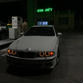 BMW E39 2000