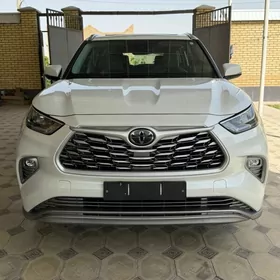 Toyota Highlander 2020