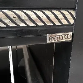 Журнальный стол