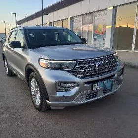Ford Explorer 2021