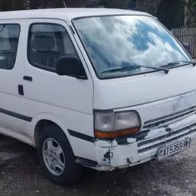 Toyota Hiace 1995