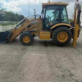 JCB 3CX ECO 2025