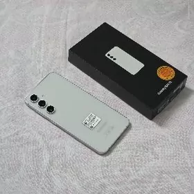 Samsung S24FE. 8/128. wetnam