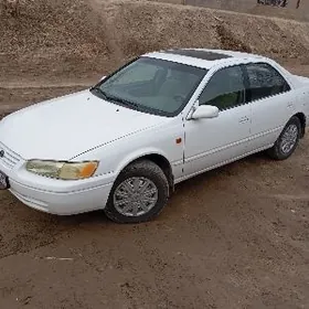 Toyota Camry 1997
