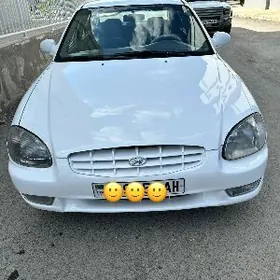 Hyundai Sonata 1998