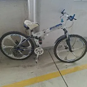 Велосипед BMW