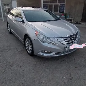 Hyundai Sonata 2012