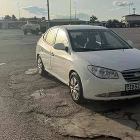 Hyundai Elantra 2010