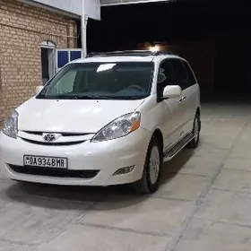 Toyota Sienna 2009