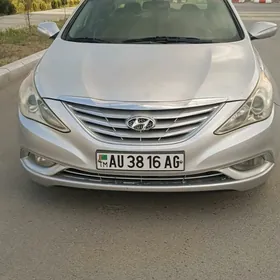 Hyundai Sonata 2011