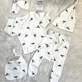 Комплект из пяти предметов.