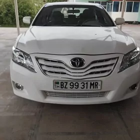 Toyota Camry 2010