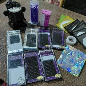 Для нарашивание ресниц.