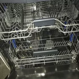 Посудомоечная машинка