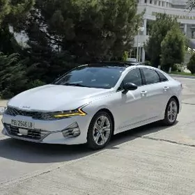 Kia K5 2022