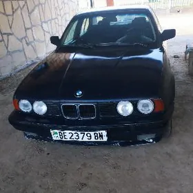 BMW 525 1990