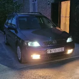 Opel Astra 2000