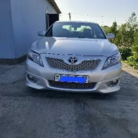 Toyota Camry 2010