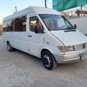 Mercedes-Benz Sprinter 2500 1998