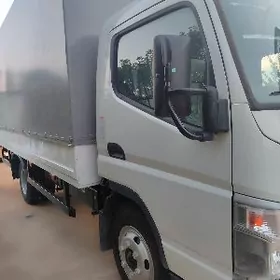 Mitsubishi Canter 2025