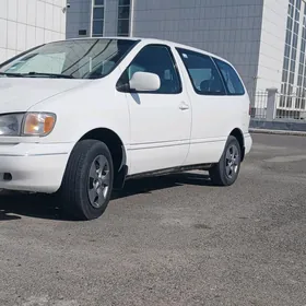 Toyota Sienna 2000