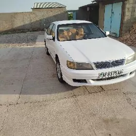 Nissan Maxima 1998