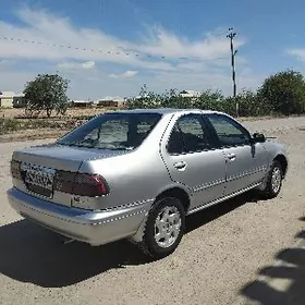 Nissan Sunny 2000