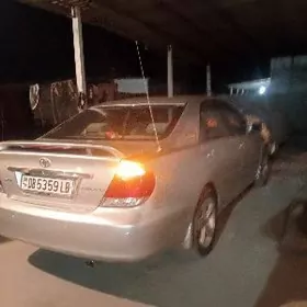 Toyota Camry 2005